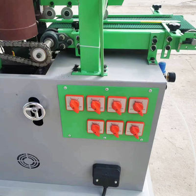 Machine de ponçage automatique à quatre côtés avec rouleau à double pression