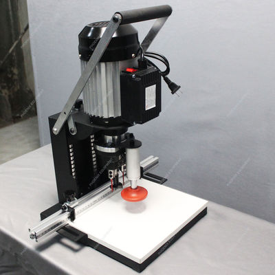Machine de forage à charnière polyvalente et portable pour le travail du bois