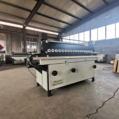 Machine de polissage automatique pour la surface lisse du bois