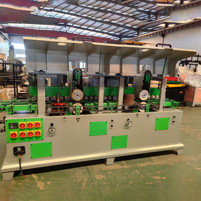 Machine à poncer à quatre côtés à bande de bois massif Facile à utiliser Épaisseur de 10 à 120 mm
