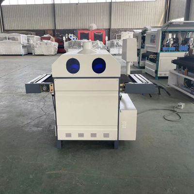 Pinceau de polissage entièrement automatique à bois avec une largeur de traitement maximale de 1000 mm