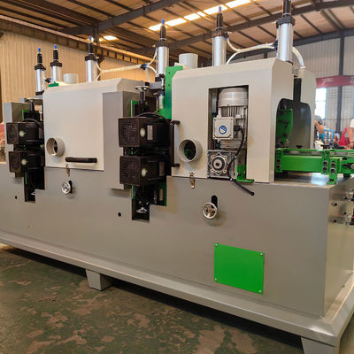 Machine de ponçage à quatre côtés PMS8130 pour le travail du bois avec polissage par pinceau et moteurs de 4 kW*4