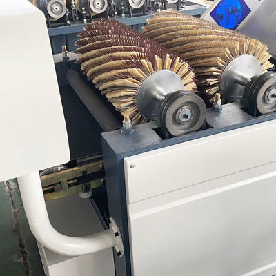 5.5kW Puissance Travail du bois 1000mm Automatique large ceinture de brosse à bois machine à poncer pour le sol