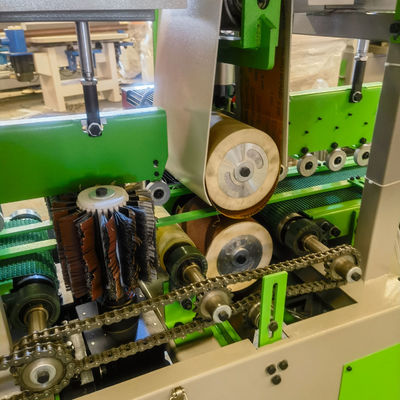 PS8130 Machine à polir à mouvement à quatre côtés pour meubles en bois massif et plaques métalliques