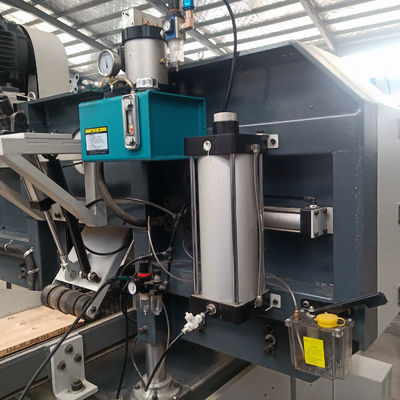 3600*2150*2100mm Machine à scier à plusieurs lames pour le travail du bois industriel avec 2 3 4 5 6 têtes