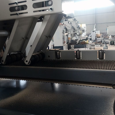 MJ400 Serre à bande horizontale automatique lourde pour la coupe de bois avec un poids de 2500 kg
