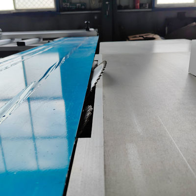 3200 mm Max. Longueur de coupe du contreplaqué de bois Table coulissante Scie pour couper les panneaux de meubles