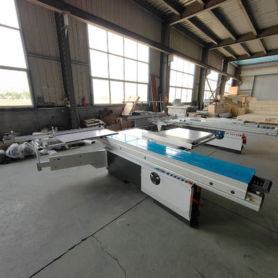 3200 mm Max. Longueur de coupe du contreplaqué de bois Table coulissante Scie pour couper les panneaux de meubles