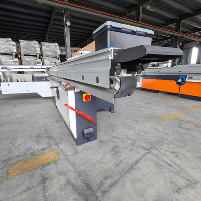 3200 mm Scie de table coulissante pour MJ6132 Scie de coupe à panneaux de bois multifonctionnelle