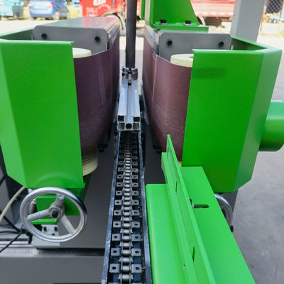 Machine de ponçage à double face à alimentation automatique P2S150 avancée pour le polissage du bois