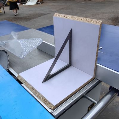 5.5KW Machines de travail du bois Double scie lames Table coulissante scie pour 45 90 degrés coupes