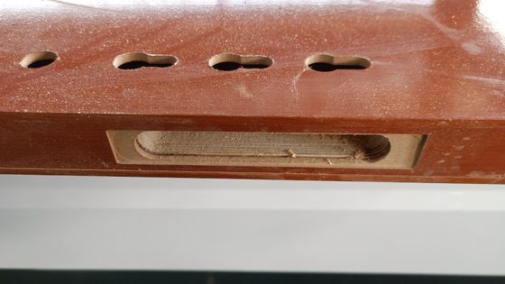 Machine de perçage à charnière à fermeture de porte CNC avancée avec servo-moteur x3 de 750 W