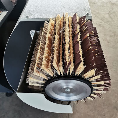 PM60A Machine de ponçage par pinceau de bois pour les meubles pour le polissage des profils de courbure en forme spéciale