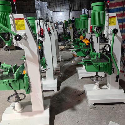 Usine de fabrication Petite machine verticale de forage et de serrage du bois 750x650x1650mm