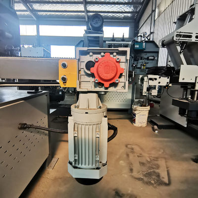 1800 kg de poids MJ400 Multi-Head Resaw Bandsaw Pallet Resaw pour la fabrication du bois