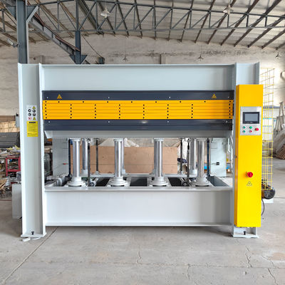 Facile à utiliser 5 couches de contreplaqué MDF Machine de pressage à chaud en bois pour la fabrication de portes de travail du bois