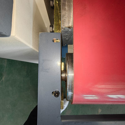 Obtenez le meilleur R-R1000 épaisseur automatique 1000mm Sander à une tension de 3 phases 380V 50HZ