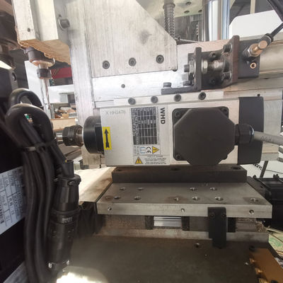 Machine à forer les portes à serrure et charnière CNC à haute puissance pour la fabrication de portes horizontales
