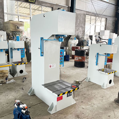 Presses de perforation et de montage de roulements hydrauliques à colonne unique à haute vitesse avec une puissance de 4 kW