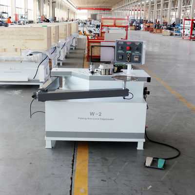 170 kg W2 Bandeur automatique multifonctionnel de bord de travail du bois pour la production de contreplaqué