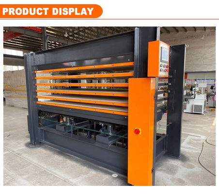 Machine de pressage à chaud en bois laminé de porte moulée en bois avec une productivité élevée et bonne