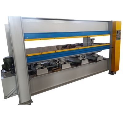 Machine de pressage à chaud pour porte en bois de différentes tailles