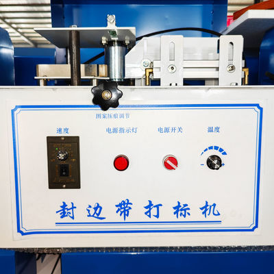 620*500*470mm Taille du produit PDB-1 LOGO Machine automatique de bande de bord pour le pressage à chaud