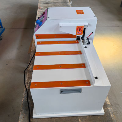 Machine de découpage de profilés portables de 800W PF30 pour le travail du bois Séchage et déchiquetage des bords à grande vitesse