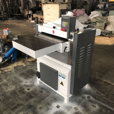 MB206E Machine à tête de coupe en spirale de bois pour plancher des planches de plancher automatique de surface