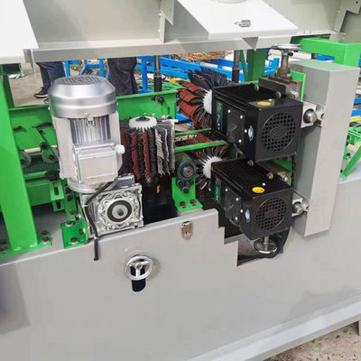 Machine à poncer à quatre côtés pour le travail du bois