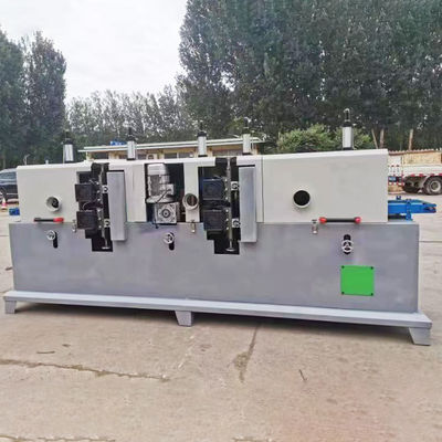 Machine de ponçage à quatre côtés automatique de 15 cm de matériau court mouvant à quatre côtés