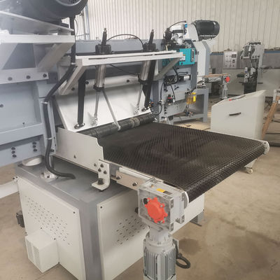 Puissante machine à cisailles à bande de coupe de bois de 650 mm de style horizontal de 21,12 kW