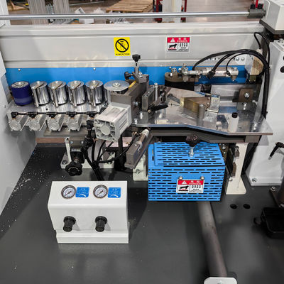 Machine de travail du bois de 12 kW à bande de bordure et à taille avec colle et nettoyage automatiques