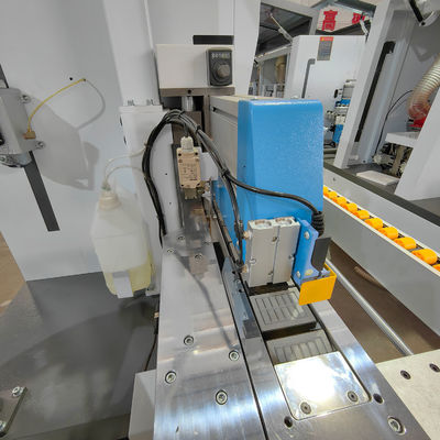 8 Fonctions Machine de bande automatique de bord pour une épaisseur de bord de 0,4-3 mm et une pression de 0,6 MPa