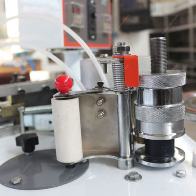 10.8m/min Vitesse d'alimentation du panneau Machine à bandes CNC pour produits en bois de petite taille