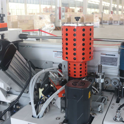 Machine à bander les bords de la ligne de travail du bois avec 45 roues à rouleaux sous pression et plus