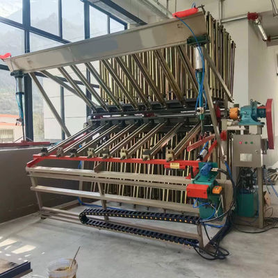 MY2500B-8 Clampe pneumatique hydraulique Panneau de bois composé machine de support pour le travail du bois
