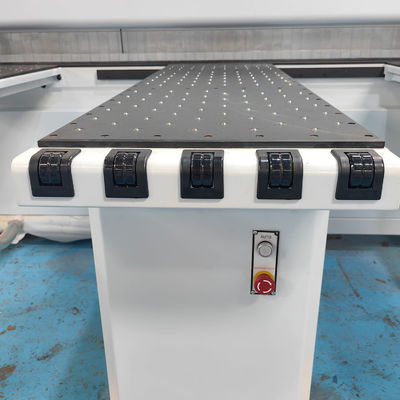Table de travail du bois CNC MJ6228B à haute vitesse avec vitesse de l'arbre de la scie principale de 4800 tr / min