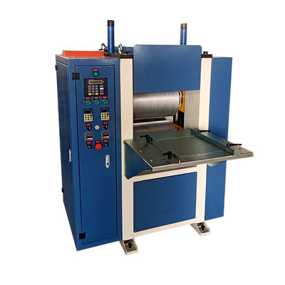 Précision d'alimentation directe Machine de gravure de bois à réglage électrique avec levage à rouleaux
