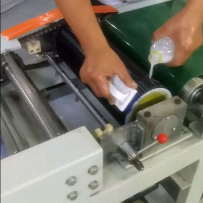 Machine de diffusion de colle à faisceau de bois à face unique avec rouleau en caoutchouc de 150 mm et MB400