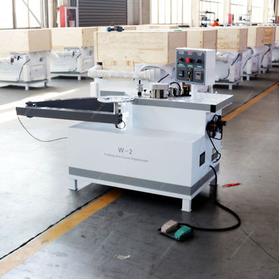 Machine à bandes de bord entièrement automatique pour le travail du bois