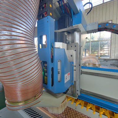 Machine à découper en bois entièrement automatique, machine à sculpter des panneaux de meubles PK2040 ATC