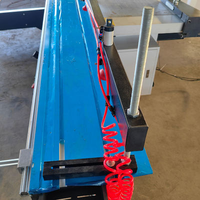 Machines de travail du bois avancées Scie à panneau CNC avec clôture automatique et table coulissante