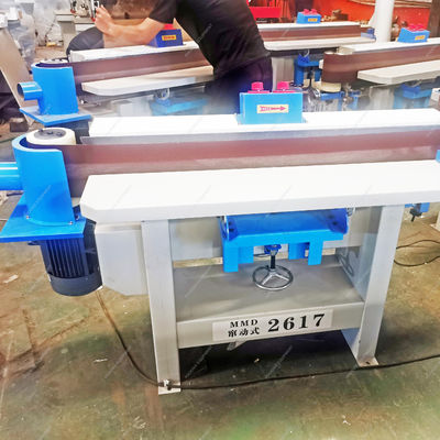 Machine à poncer ronde à double courroie pour le travail du bois de précision Table automatique incluse