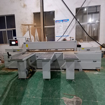 Boutiques de matériaux de construction Taille de bois Bureau CNC scie automatique à tension 380