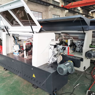 800 kg de poids Machine à bandes multifonctionnelle CNC avec pré-mélange et polissage