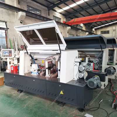 800 kg de poids Machine à bandes multifonctionnelle CNC avec pré-mélange et polissage