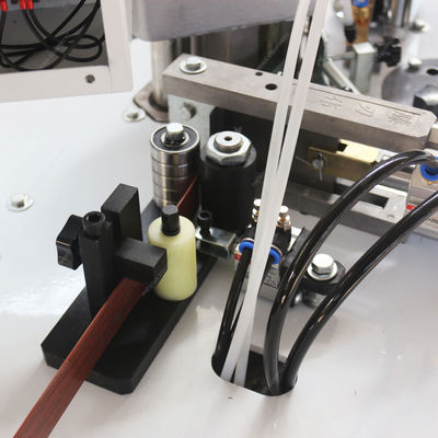 Machine de bande de bord automatique complète avancée pour carte de forme irrégulière et table de bureau