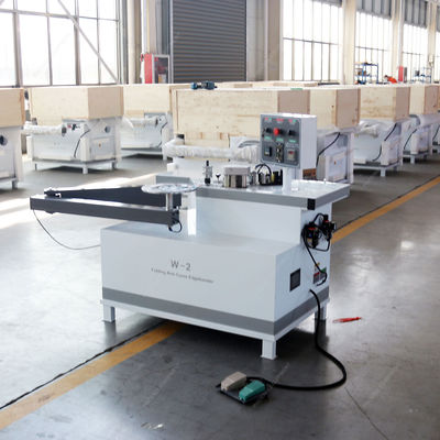 10.8m/min Vitesse d'alimentation du panneau courbe de cercle ligne droite Machine de bande de bord de travail du bois