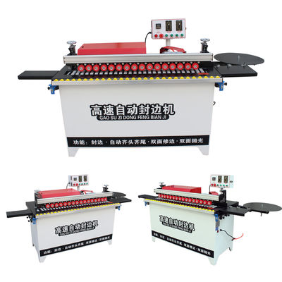 Petite machine à bandes pour le travail du bois avec une puissance de 4 kW et une fonction entièrement automatique